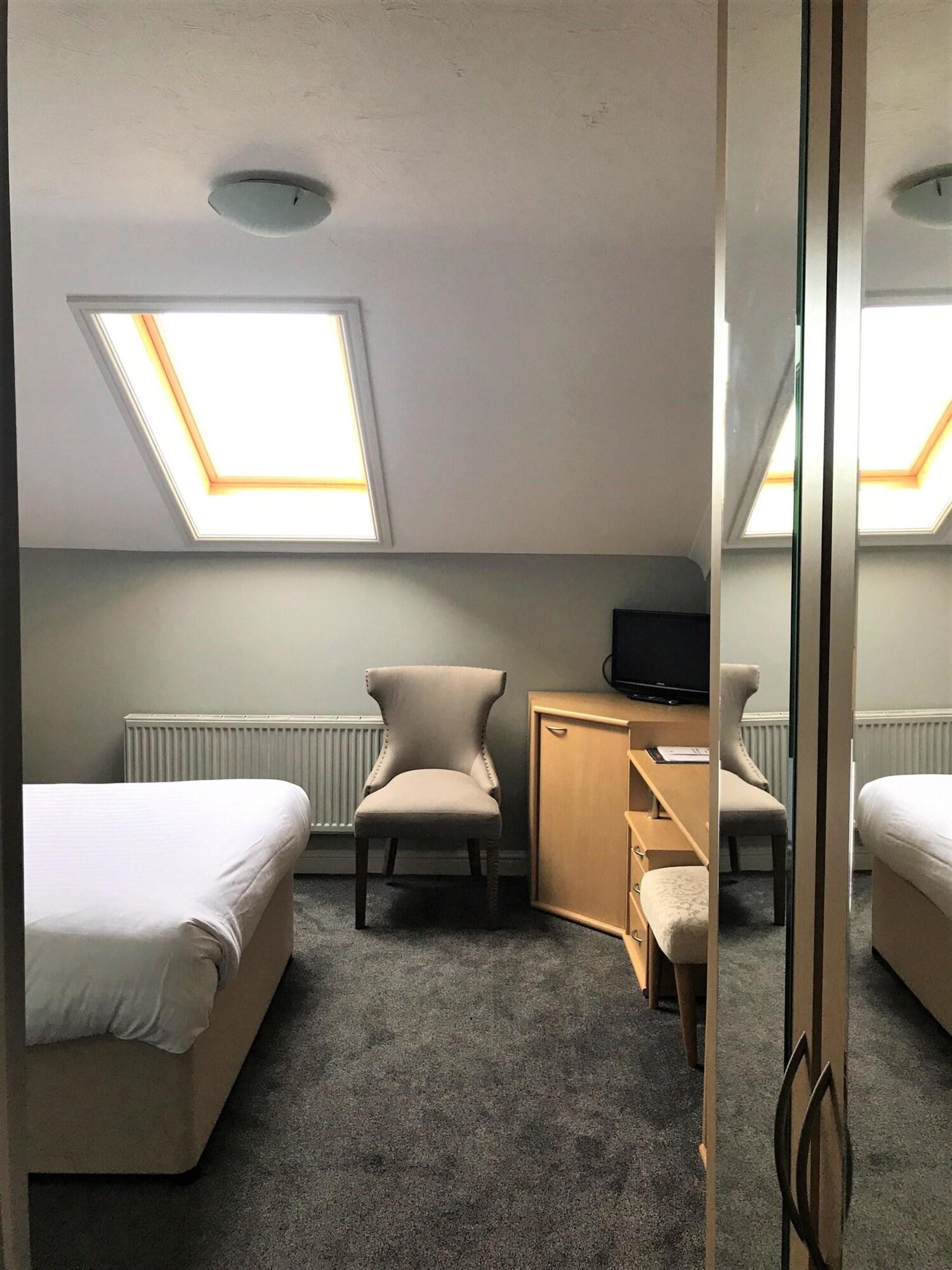 The Dunes Hotel Barrow-in-Furness Buitenkant foto